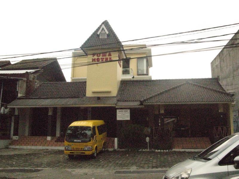 Puma Hotel Bandung Exterior photo