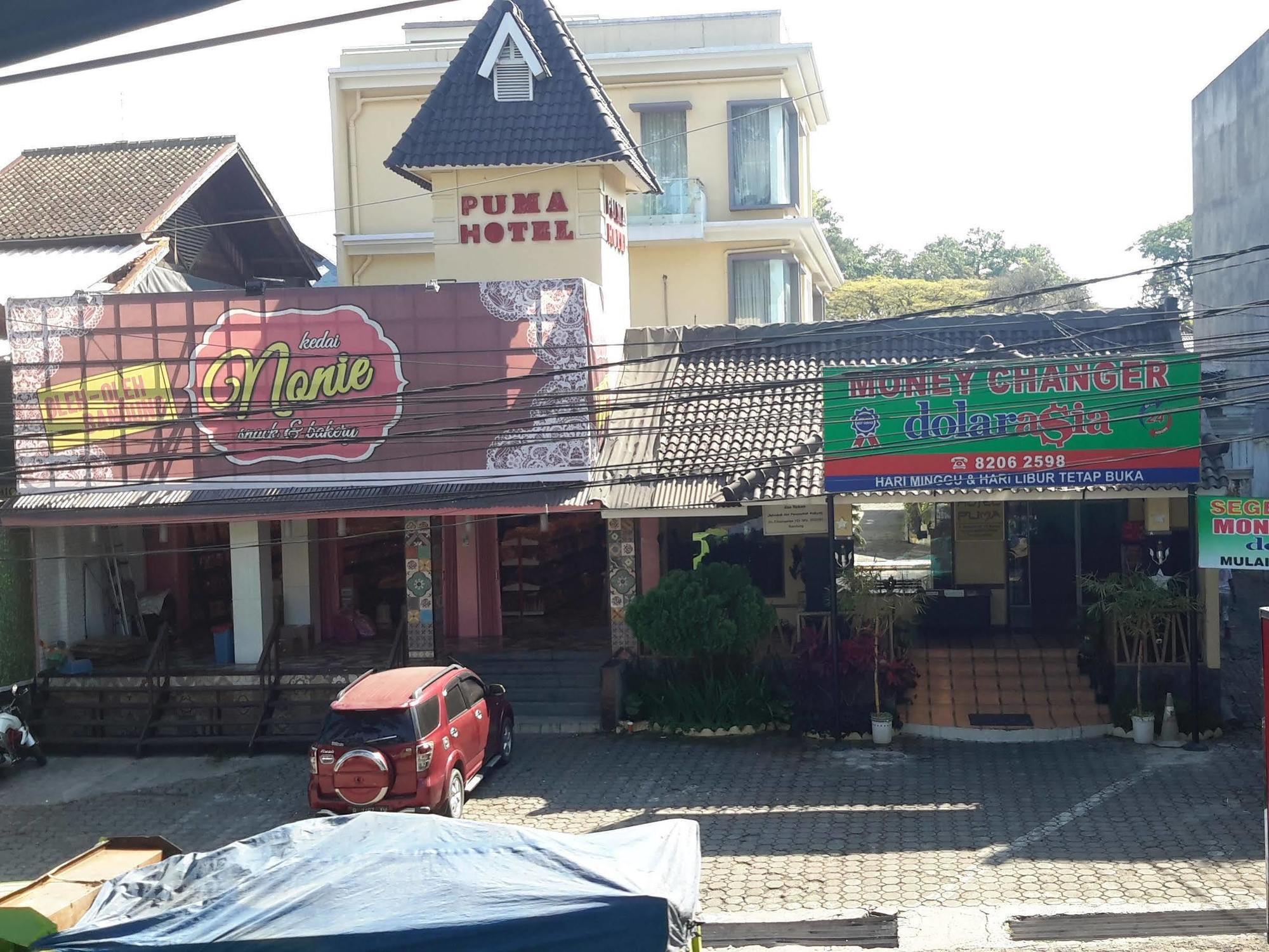 Puma Hotel Bandung Exterior photo